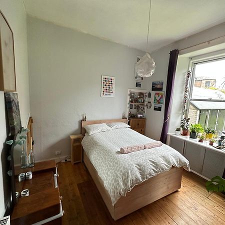 Quirky Apartment In Leith Edimburgo Exterior foto
